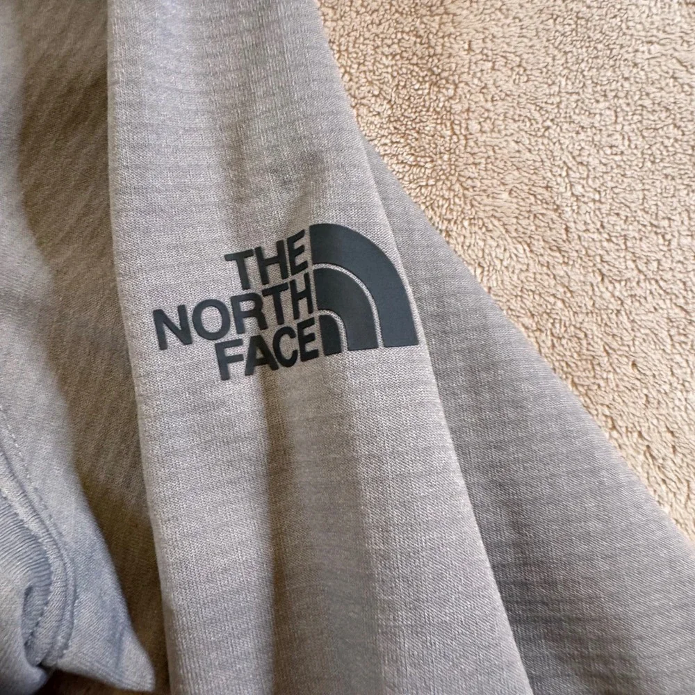 North Face Echo Rock Quarter Zip Grid Fleece Pullover Gray‎ Hiking Jacket Sz L